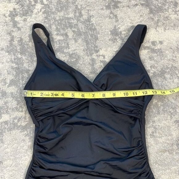 New Sea Level Eco Essentials Cross Front One Piece Swimsuit Black Ruched Sz 4 - Picture 10 of 16